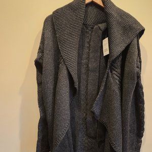 COPY - VINCE cashmere sweater, small , h. carbon color